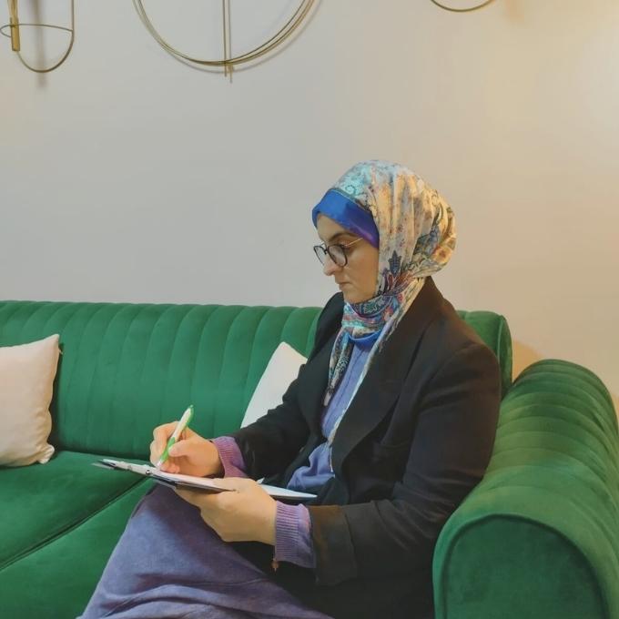 İLİŞKİLERİMİZİ NASIL SAĞLIKLI BİR HALE GETİREBİLİRİZ ? 